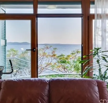 Villa Super Luxuriose Directly On The Sea *