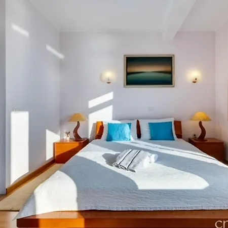 Villa Super Luxuriose Directly On The Sea Kožino